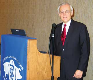 Dr. Lonnie King presenting the Howard Dunne Memorial Lecture